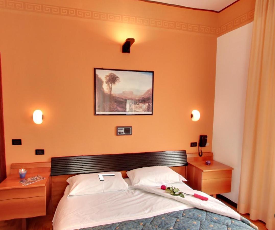 Hotel Valentino Centro Storico Орвието Екстериор снимка