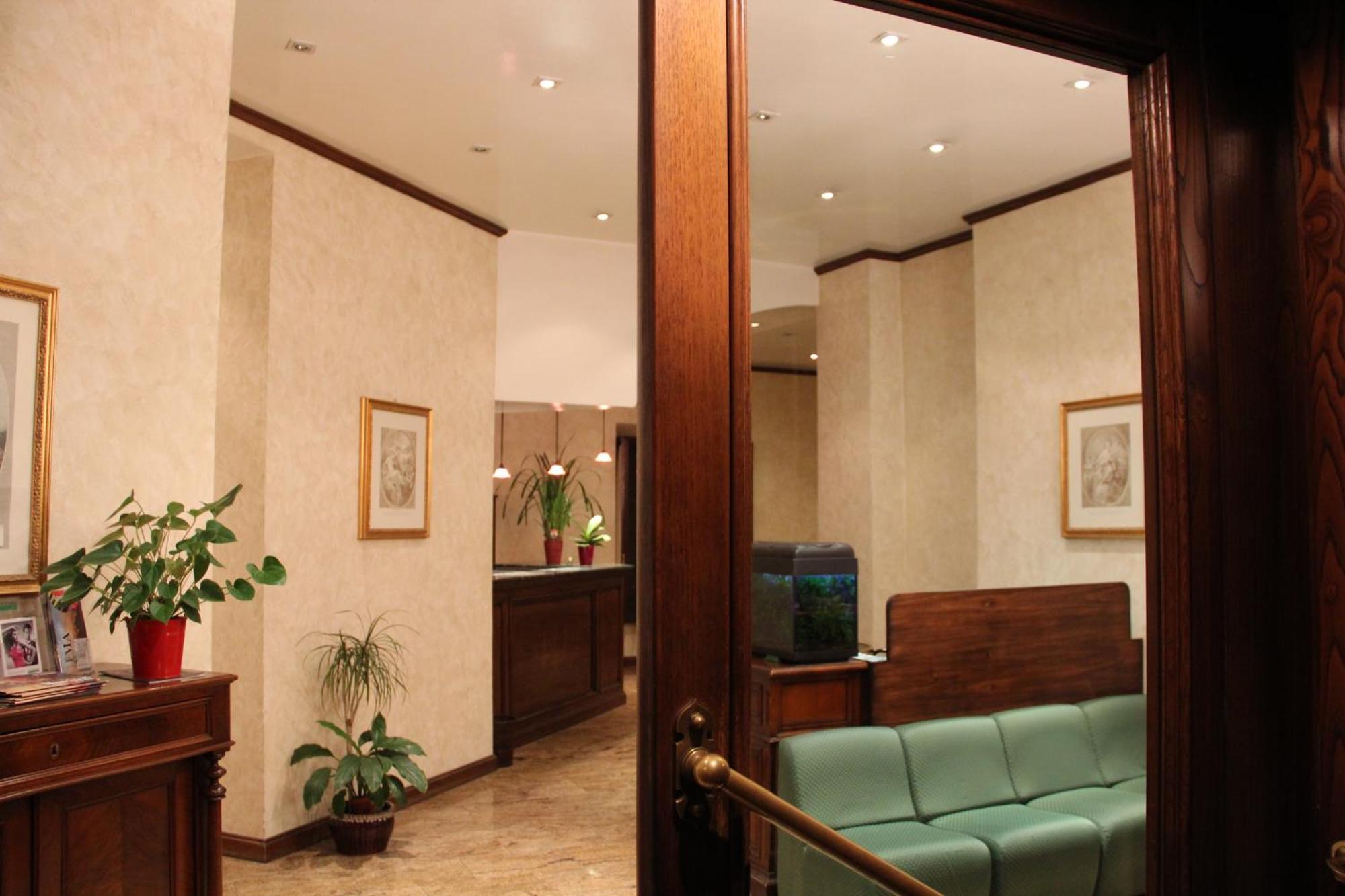 Hotel Valentino Centro Storico Орвието Екстериор снимка